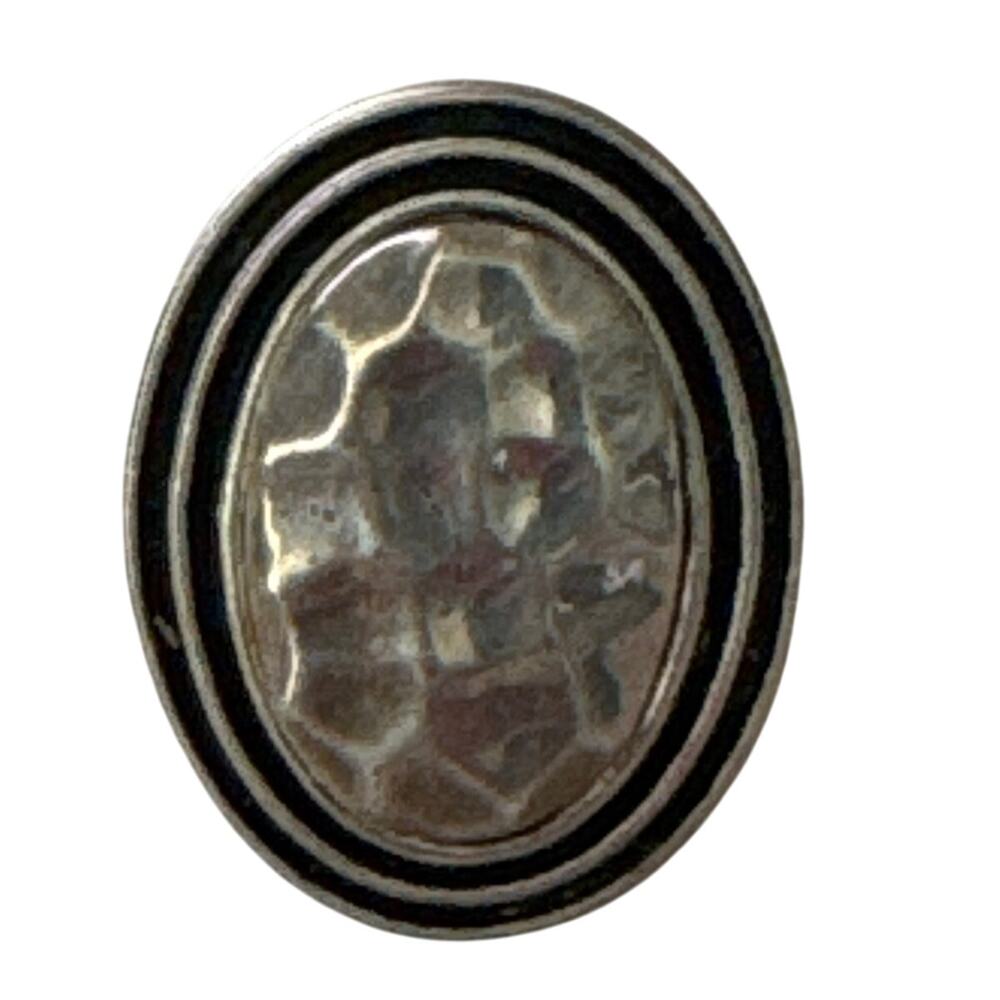 Premier Designs "Momentum" Oval Hammered, Silver Tone, Statement, Ring Size 7.75